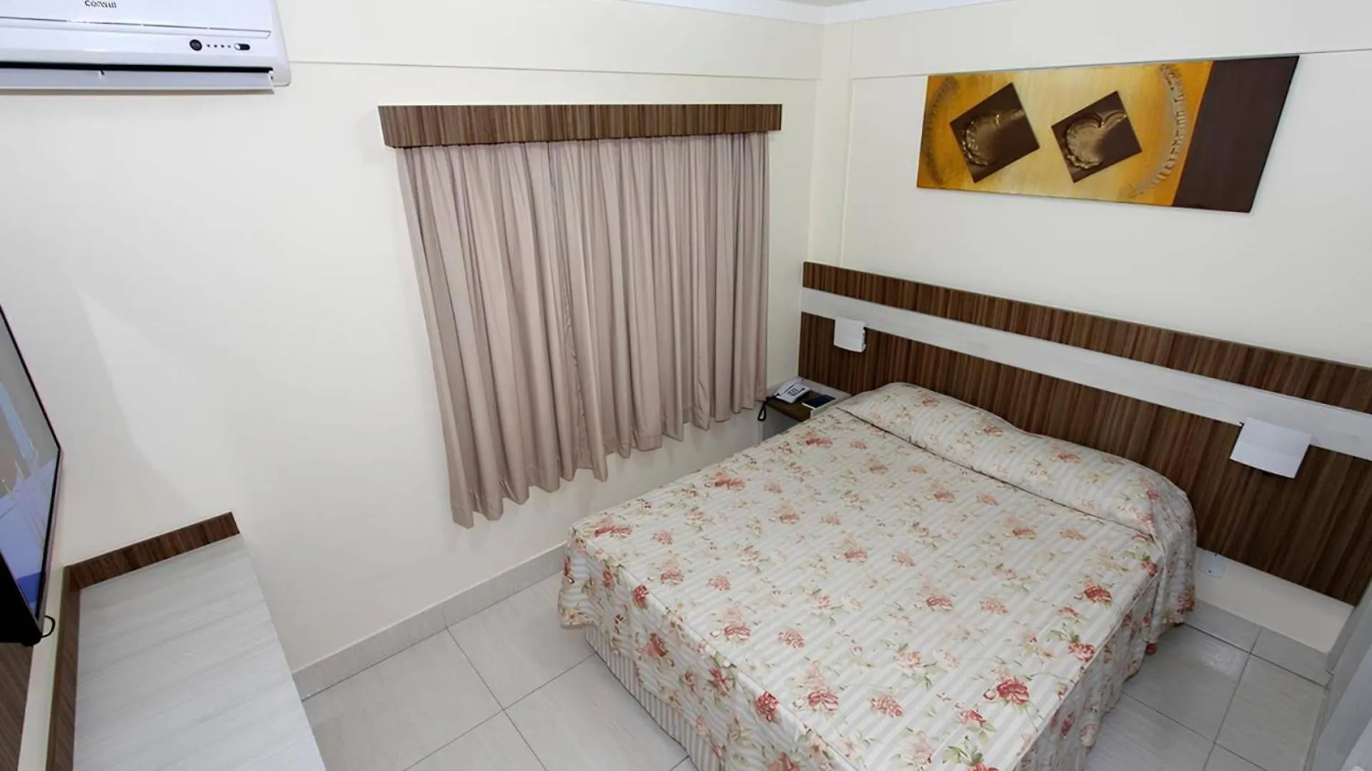 Lacqua Diroma 1 2 3 4 5 Caldas Novas 2*,  Brazil